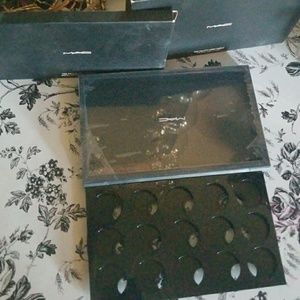 BNIB MAC Empty Palette & 12 pan eyeshadow insert